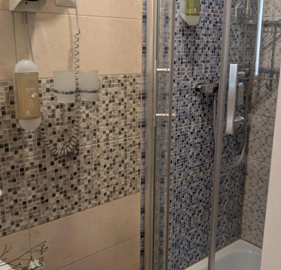 Hotel Pension Bella Βερολίνο Πανσιόν