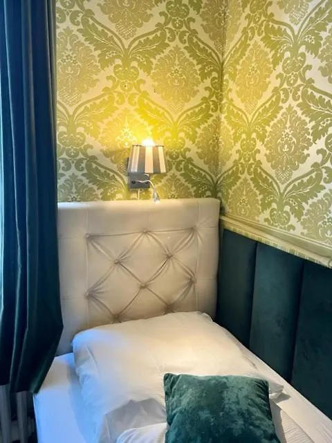 Hotel Pension Bella Berlin Guest house