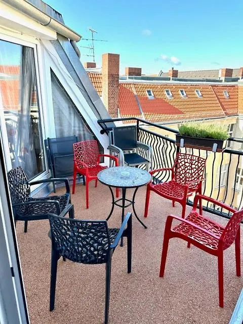 Hotel Pension Bella Berlin 2*,