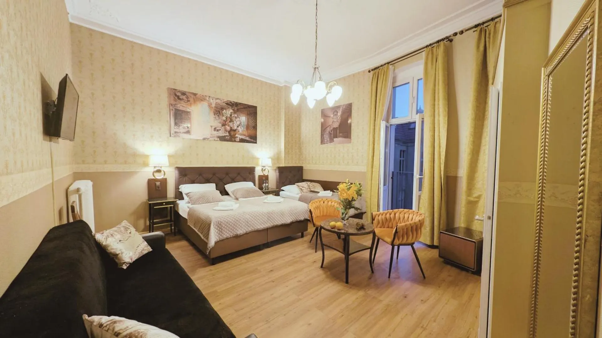 Hotel Pension Bella Berlin 2*,  Germany