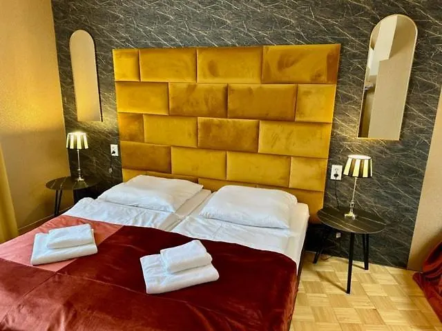 Hotel Pension Bella Berlin 2*,  Germany